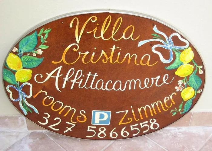 Pensión Cristina 4*